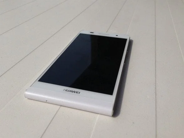 Review: Huawei Ascend P6 23