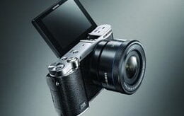 Samsung komt met betaalbare nieuwe systeemcamera NX3000 13