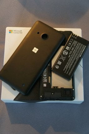 lumia-550-back-2