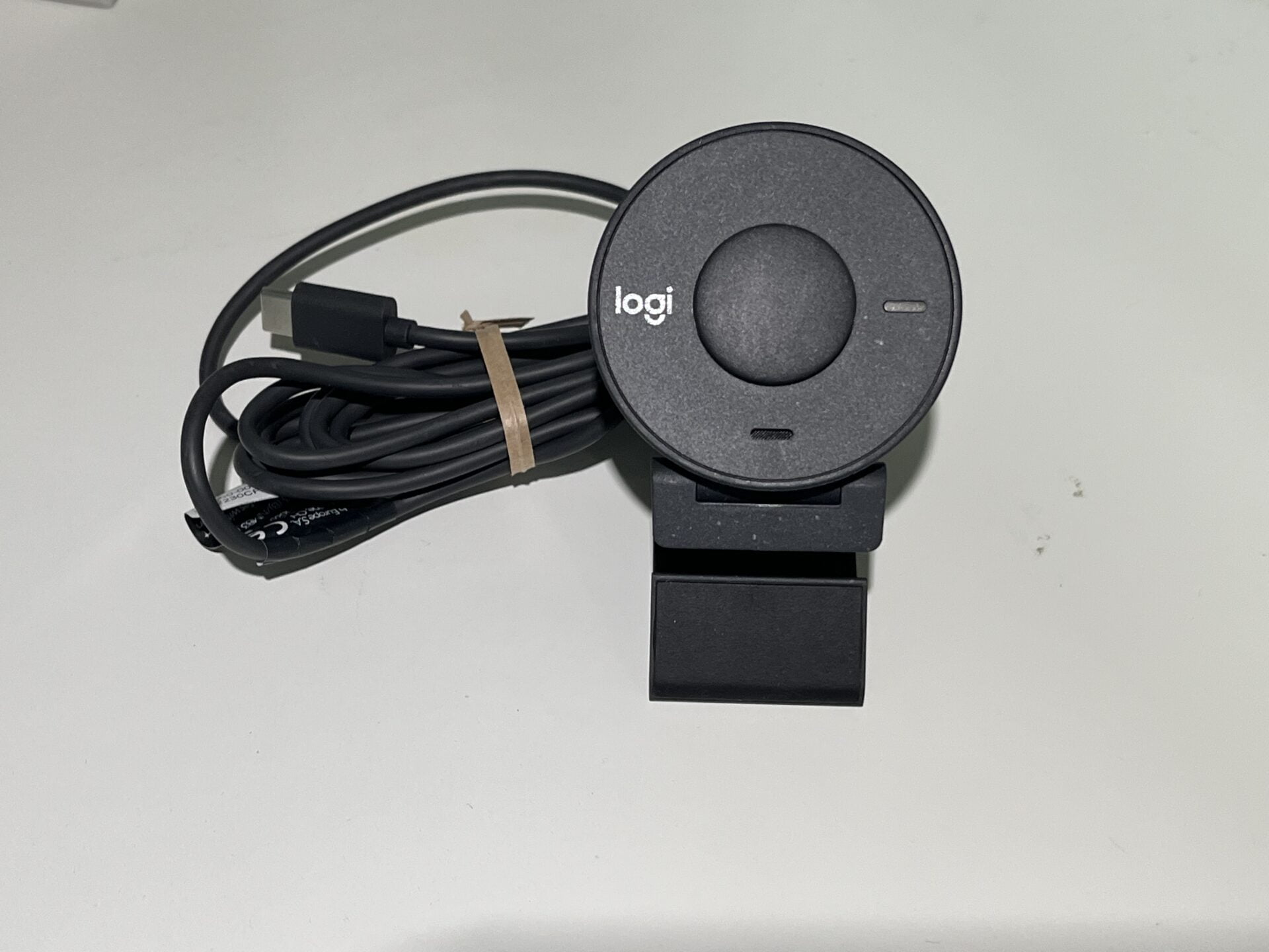 Logitech Brio 300 review - leuke Full HD webcam 17